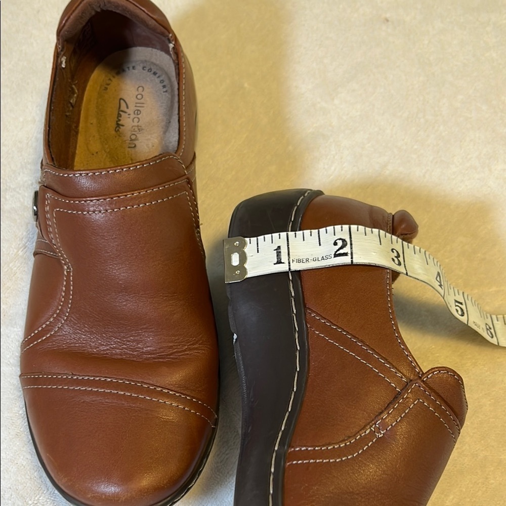 Clarks Brown Leather Loafers Slip-On Comfort - Picture 4 of 4